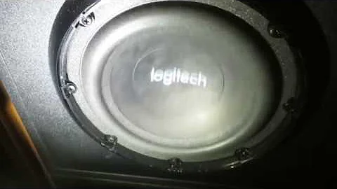Logitech Z623 Excursion Test 100% Bass