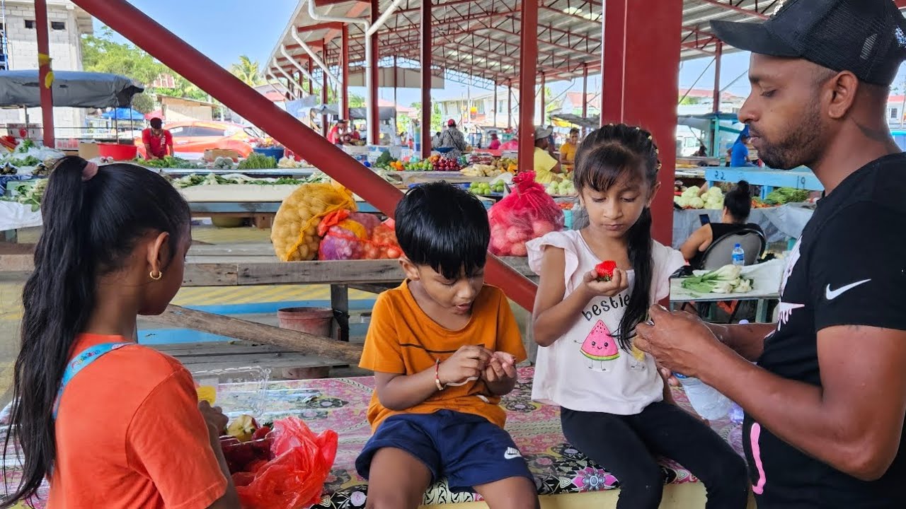 A special treat for my babies and a fun project with daddy assembling a table with chairs 😊