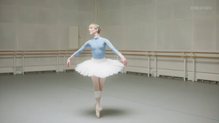 Becoming Plum with Sarah Lamb