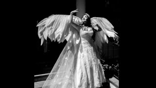 Vestido Blanco La Historia De Libna - La Fe Y La Razón Músicos