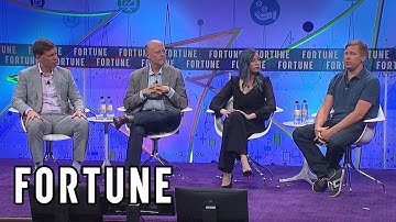 Brainstorm Finance 2019: Blockchain VS Traditional Financial Services