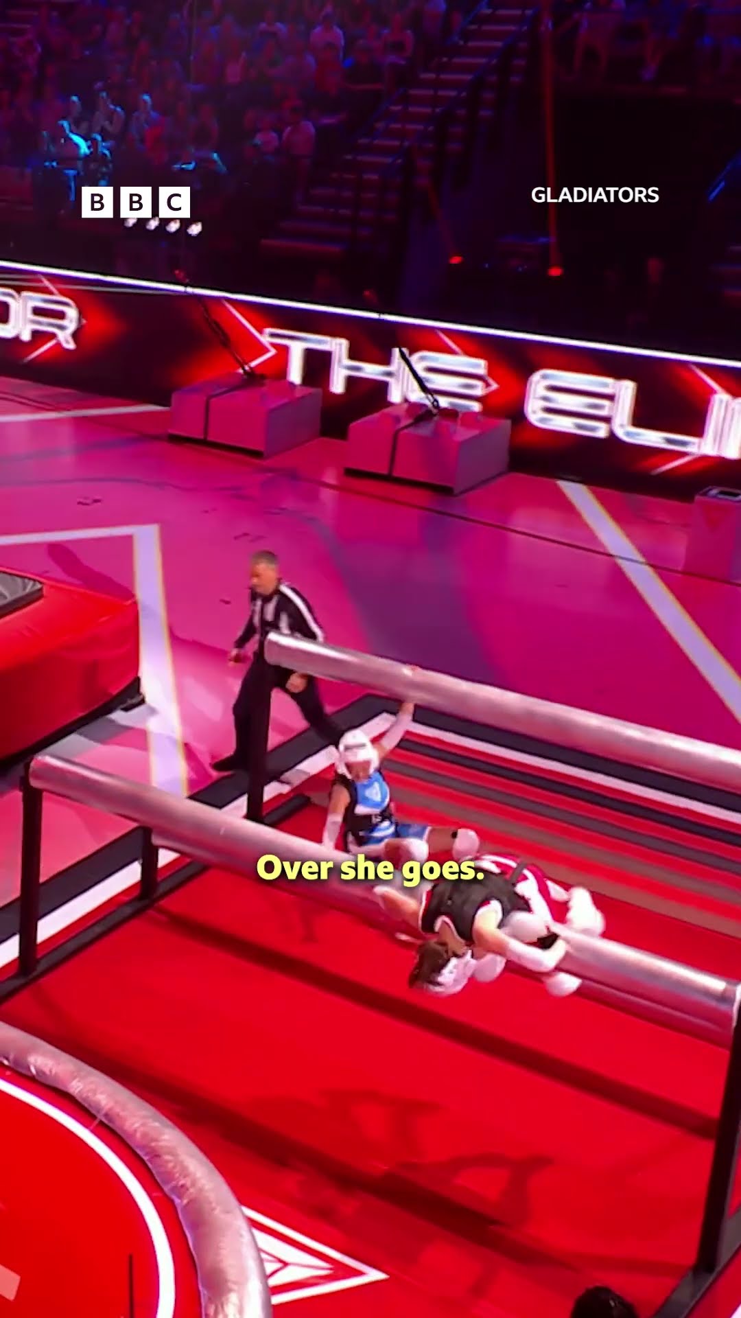 Mark Clattenburg steps in to help Louise Minchin! - BBC
