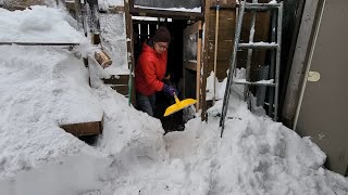 北海道2月の雪の山小屋と娘たちの冬休み