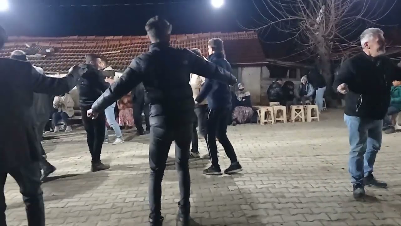 Sakarya Geyve Karacaören köyü düğünü