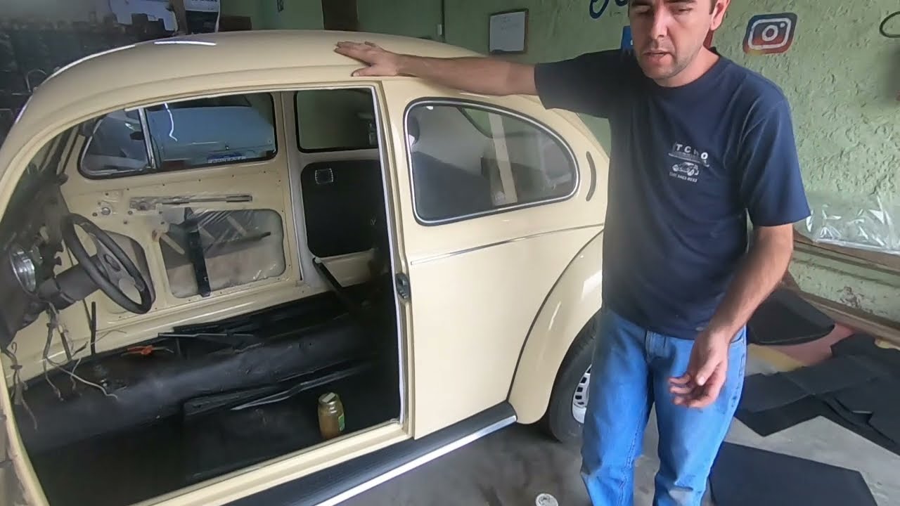 Instalando carpete no fusca