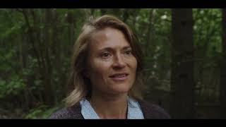 When her husband went out, she accidentally befriended her husband's friend | Movie Recap