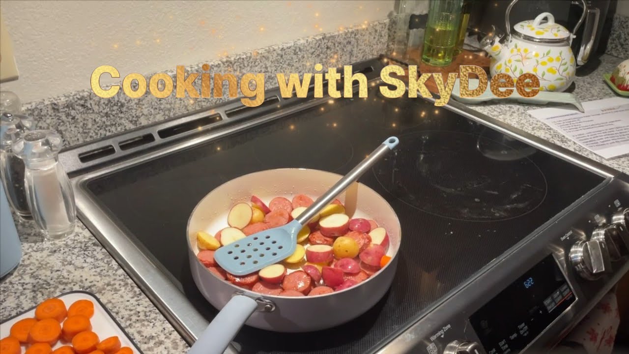 Готовим вместе со SkyDee: Картофельная колбаса на сковороде