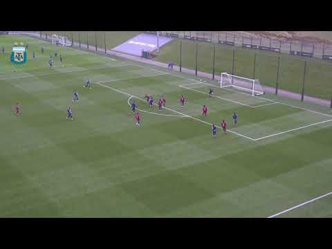 Gol de Leo Messi en el entrenamiento vespertino