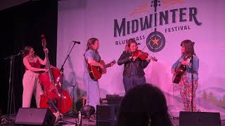 Della Mae - No see um stomp - Midwinter Bluegrass Festival, Denver, CO, 2023