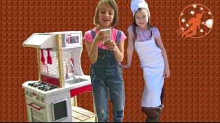 Kidkraft Modern Island Kids Toy Kitchen - Unboxing, Review and Pretend Cooking with Play Kitchen