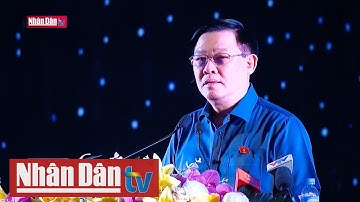 Chủ tịch Quốc hội dự chương trình Tết sum vầy