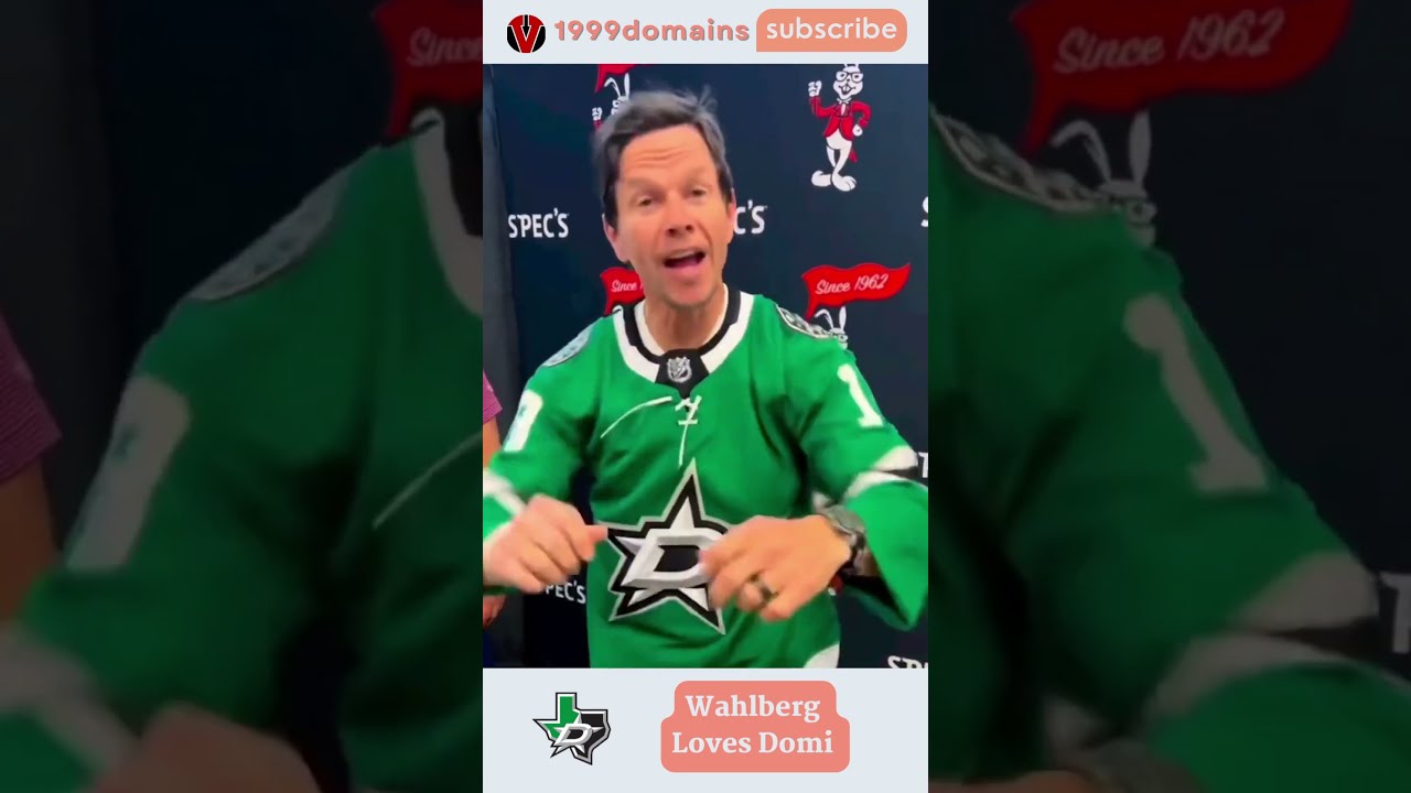 Mark Wahlberg Goes Wild For Domi S Debut In Dallas Shorts