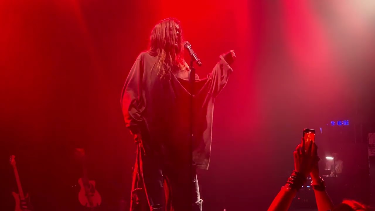 Sofia Isella Performs “Muse” Live - Silver Springs, Maryland, October, 25th, 2025