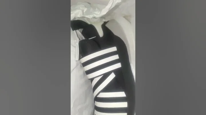 UNBOXING Y-3 ULTRABOOST 22