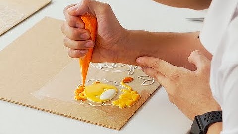 How to Make Colorflow Royal Icing Toppers (ONLINE CLASS - Intro)