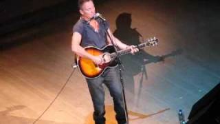 Bruce Springsteen- Thunder Road Acoustic- Carnegie Hall- 11/17/09 chords