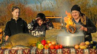 Cooking Giant Fish with a Burning Log! Grandma’s Ancient Technique 🔥🐟