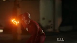 The Flash 5x11 Barry fights Cicada