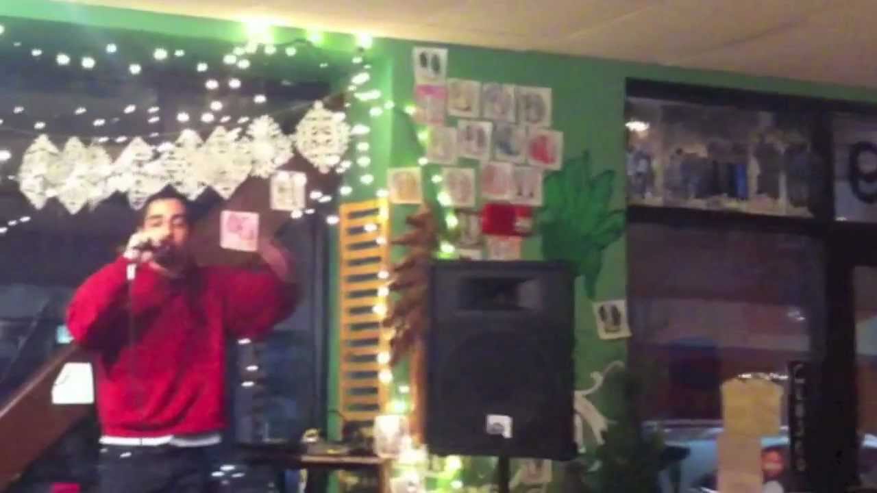 Welcome (Live) - Zack de la Rouda [01/19/2013] - YouTube