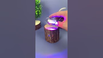 2. Móc Khóa Thông minh, Tích Hợp đèn LED mini siêu sáng, nhiều chế độ (Móc khóa đèn pin)