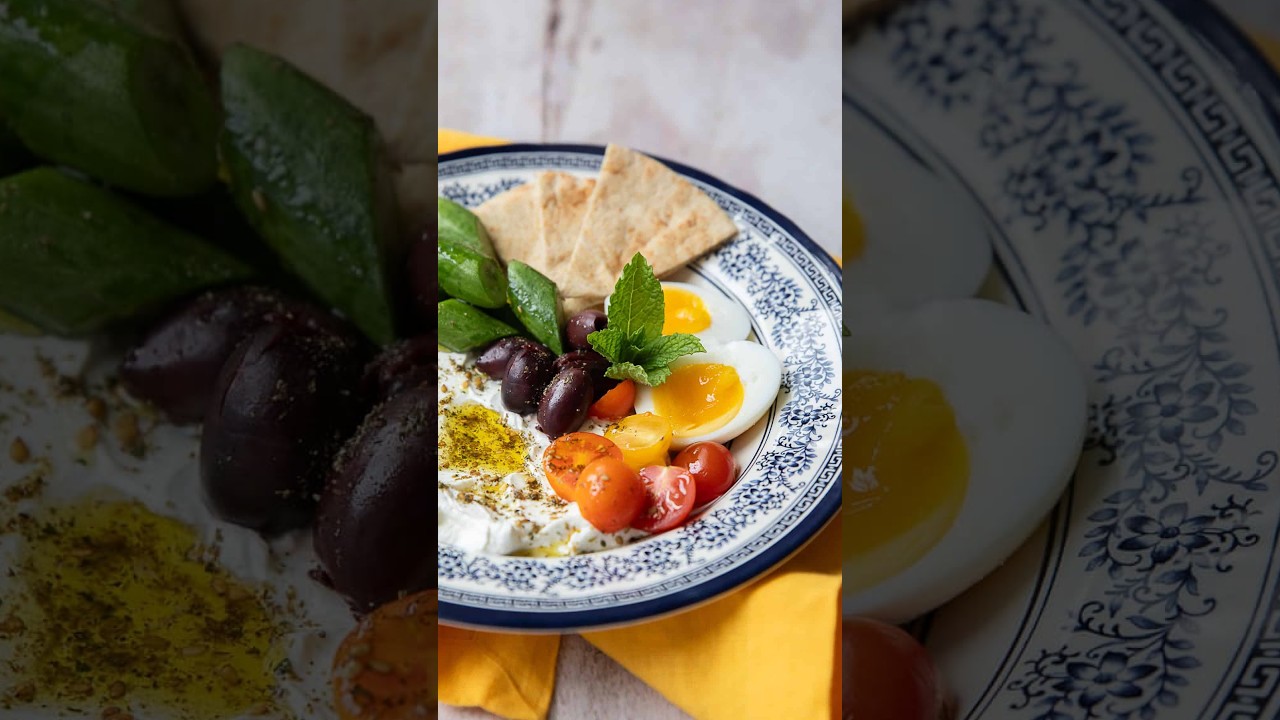 Easy Mediterranean Breakfast Bowl