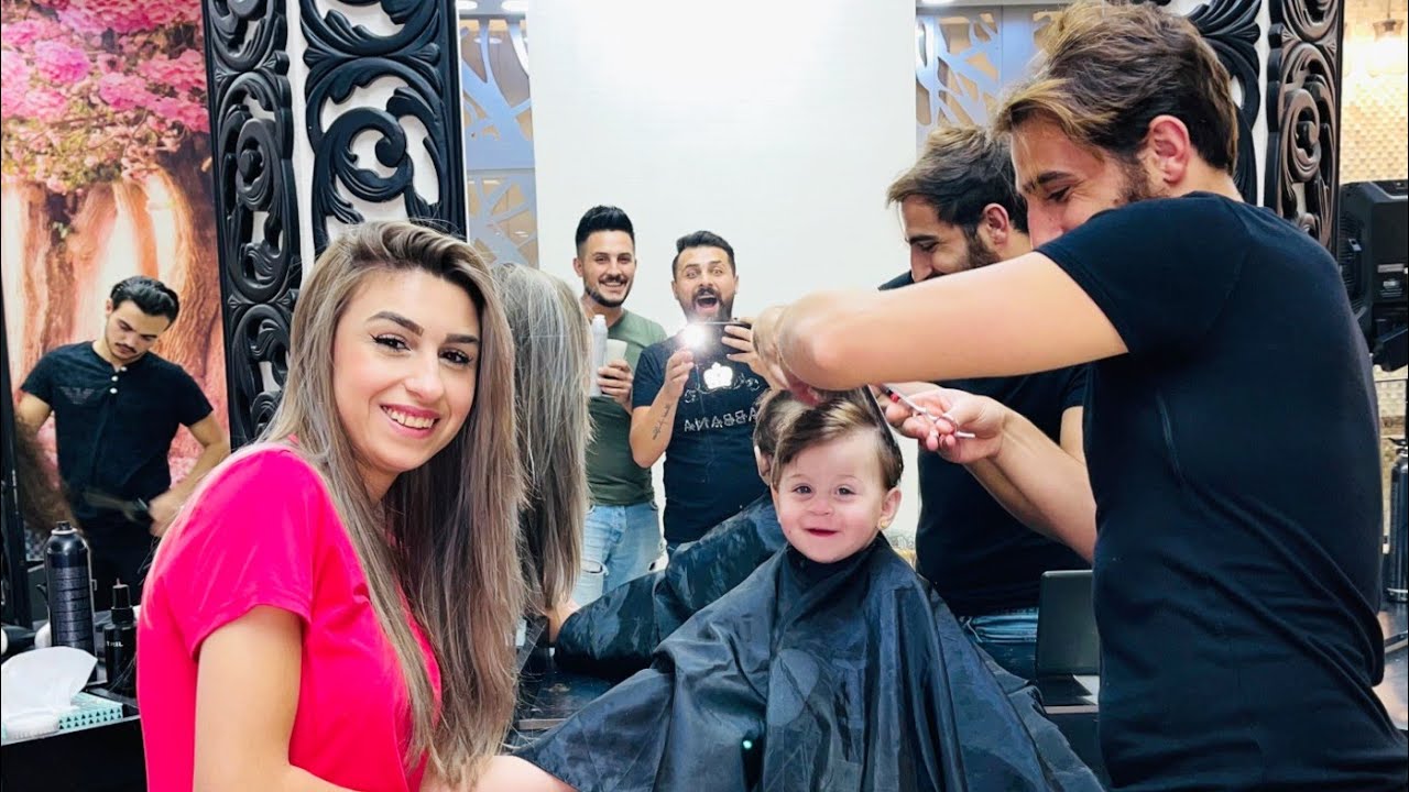 قصينا شعر بنتنا لأول مرة ضمن تجهيزات عيد ميلادها الأول ( شوفوا شو حضرنا 😍)