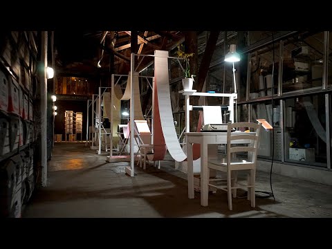 Vidéo: La Maison De Papier Rend Les Combinaisons à La Mode