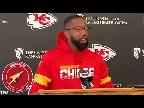 Chiefs WRs coach Greg Lewis talks Mahomes and Favre (NFL Week 4 2019)
