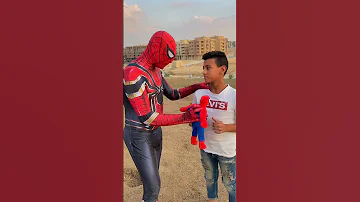 الحمدالله قدرت افرح طفل صحابه كسرو سبايدر مان المقطم Spider Man 