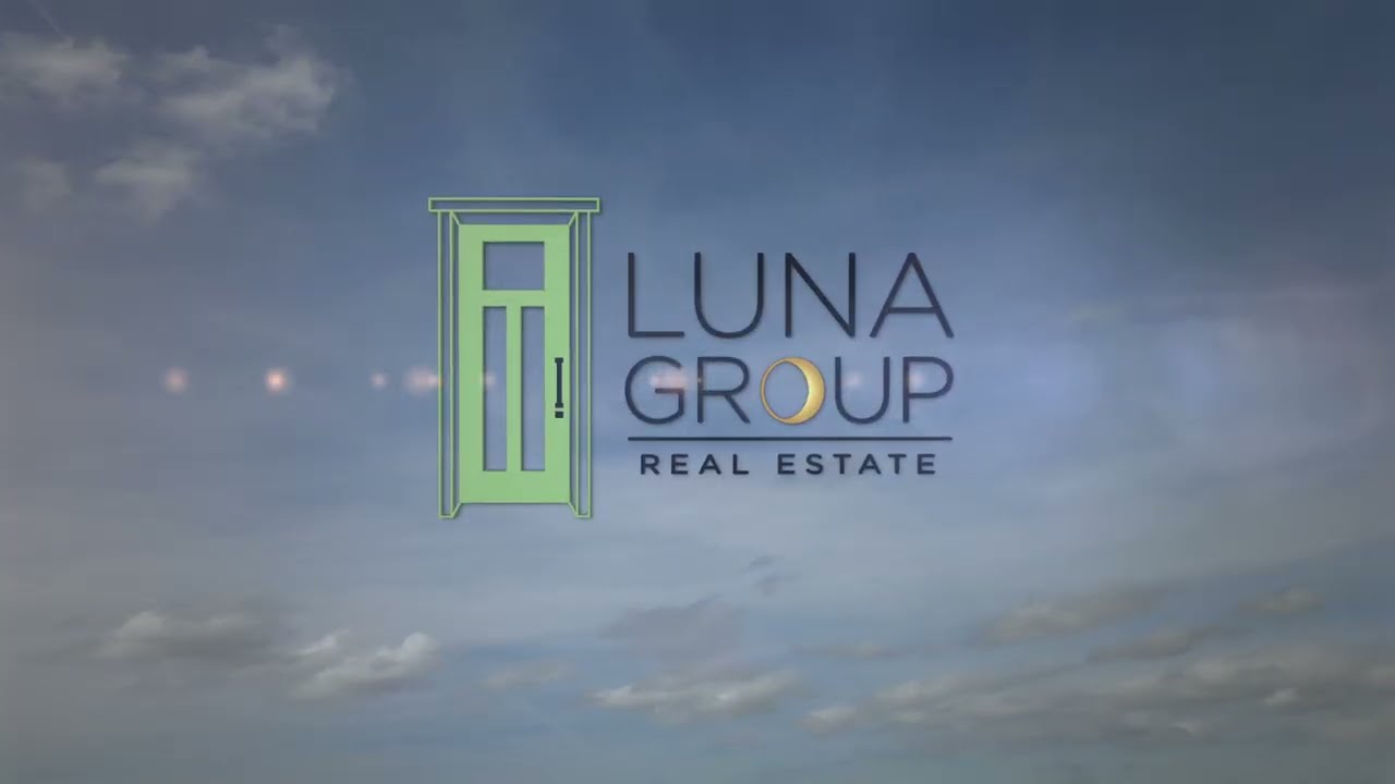 My Nona View: Urban Townhome Centrally Located with Picturesque Park Views