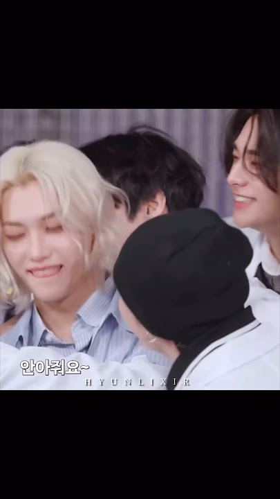 Hyunjin used of his chance for touching his boyfriend #hyunlix #hyunjin #hyunlixedit #felix #couple