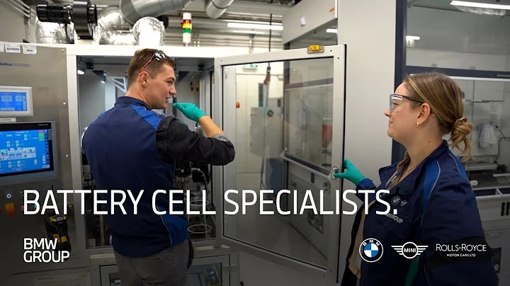 BATTERY CELL SPECIALISTS AT THE BMW BATTERY CELL COMPETENCE CENTRUM | BMW Group Careers - DayDayNews