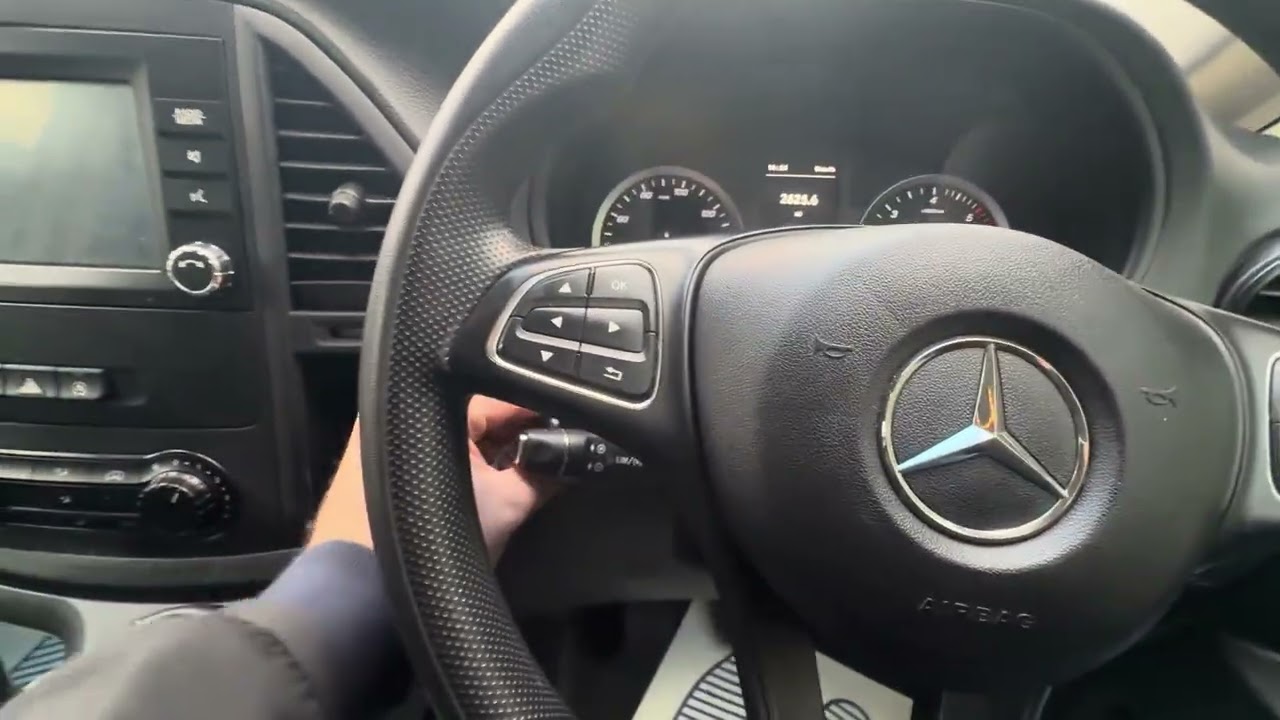 Mercedes Benz Vito L2 Long wheelbase only 44,000 miles! ( KN20 LZR )