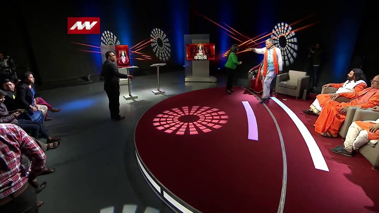 Bigg Boss10 Contestant Swami Om Beaten Live on News Channel |Latest Video|