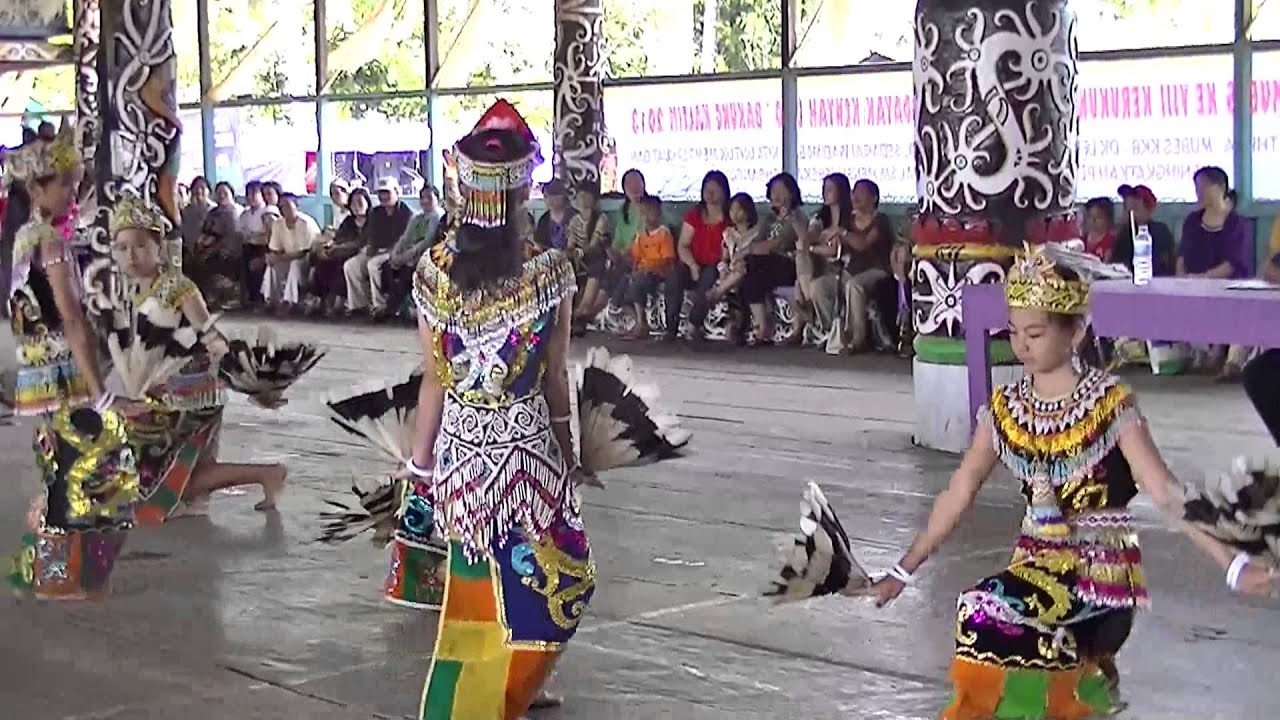 Metun Sajau Tarian Dayak Tari Gerak Sama YouTube