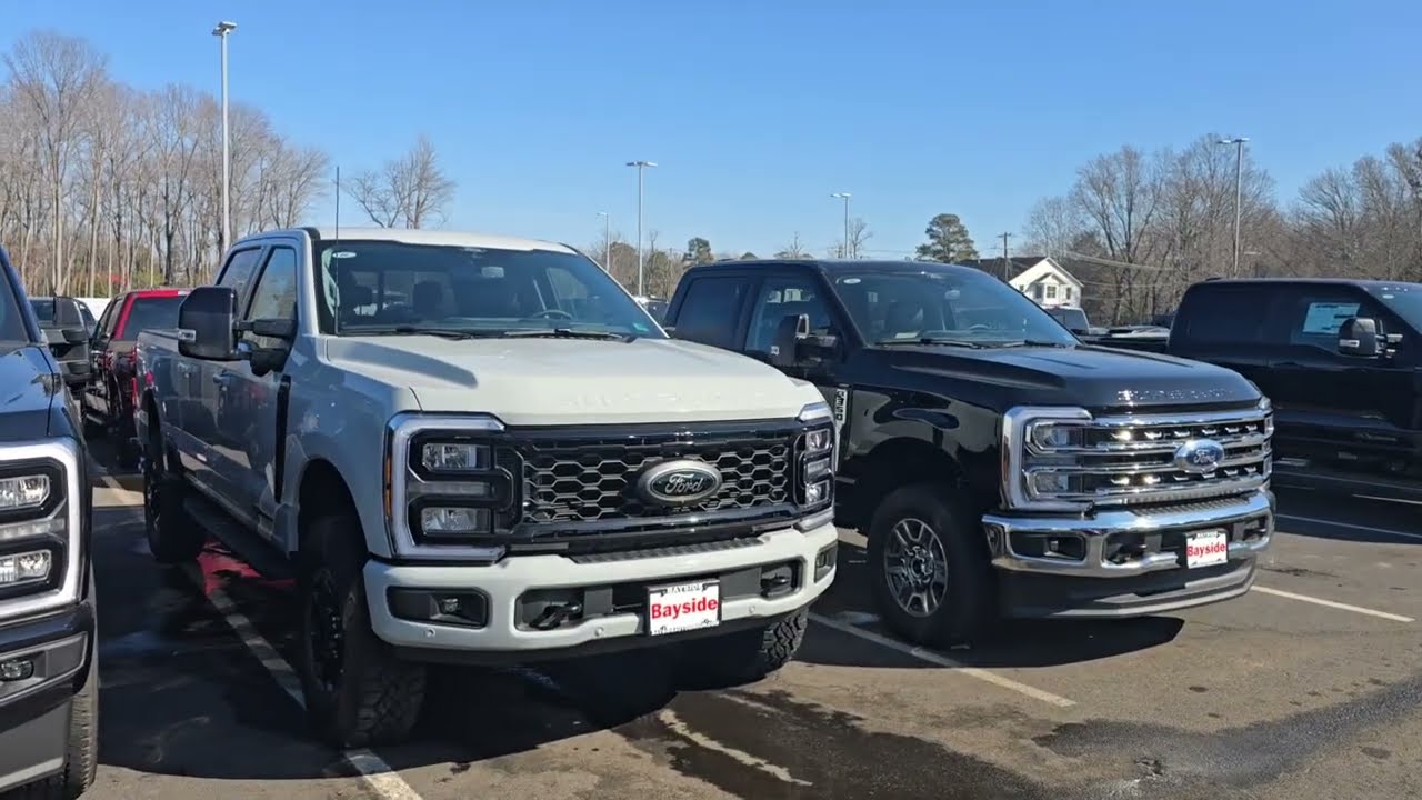 Автосалон Ford, вернутся ли производители к двигателям V8? Отключить автоматическое отключение? Н...