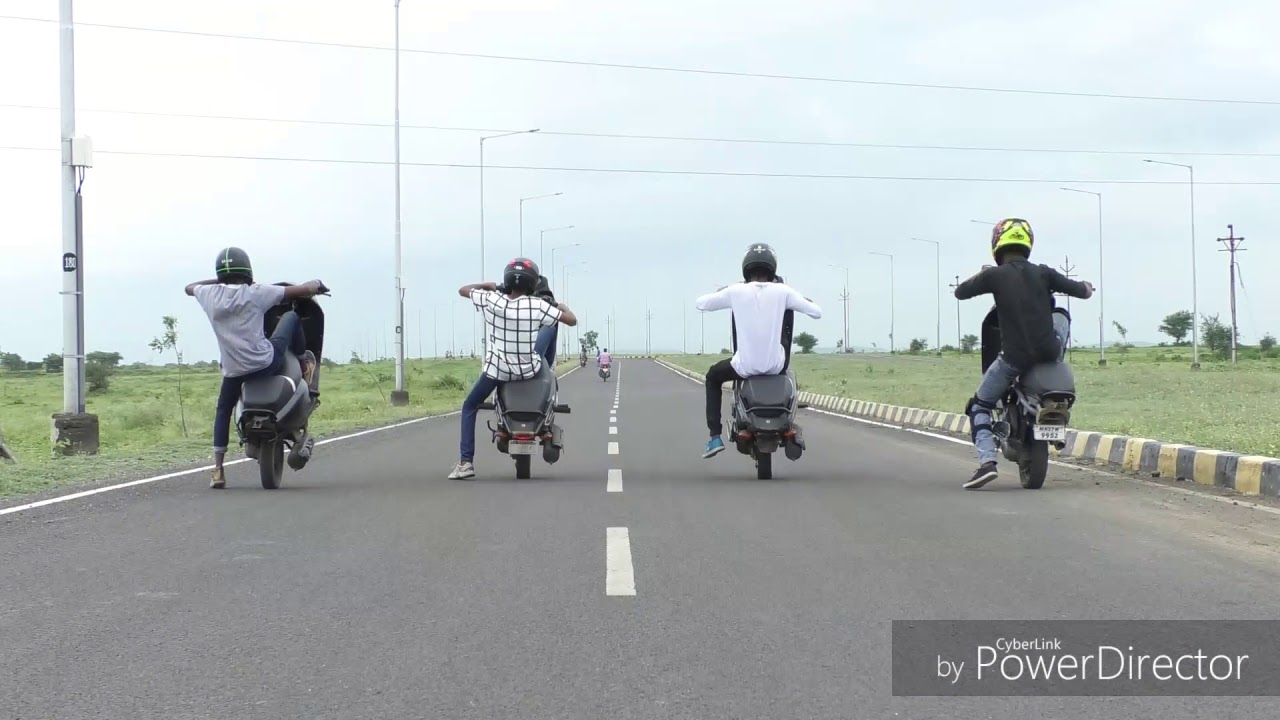 Honda dio stunt