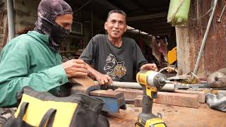 Download Lagu More Than Kling Klang Klong TRAILER ENG SUB MP3