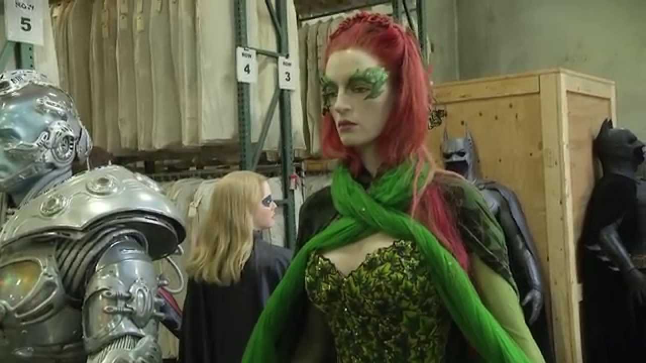 Behind The Scenes Poison Ivy Costume Vip Studio Tour Warner Bros Studio Tour Youtube