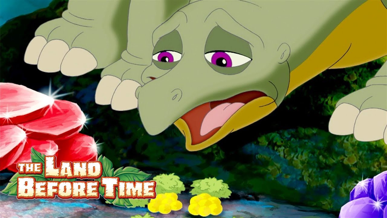 Pretending You Like a Present 🎁 😬 | FULL EPISODE | The Land Before Time