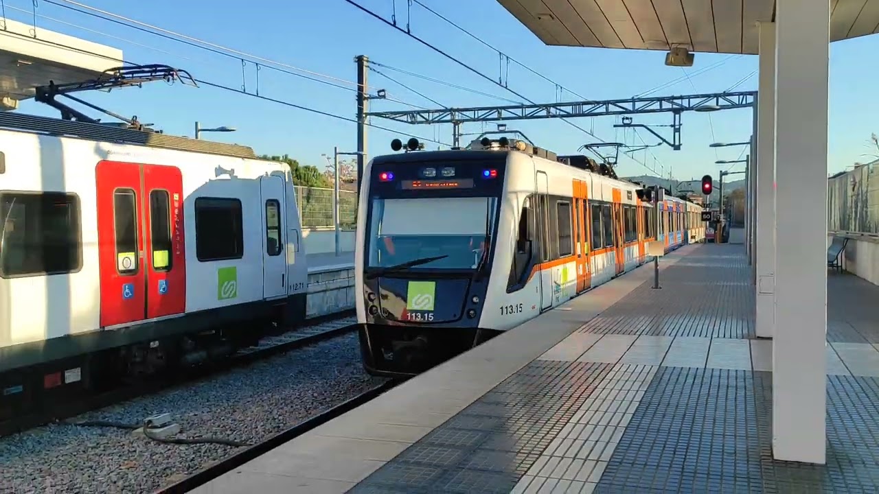 FGC - S113 / S112 Estación Volpelleres