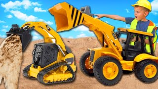 Алекс и игрушечный Трактор JCB BRUDER на больших колесах и помогает Большим Экскаватором