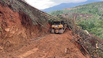Increasing Road Project Productivity with D6R XL Bulldozer