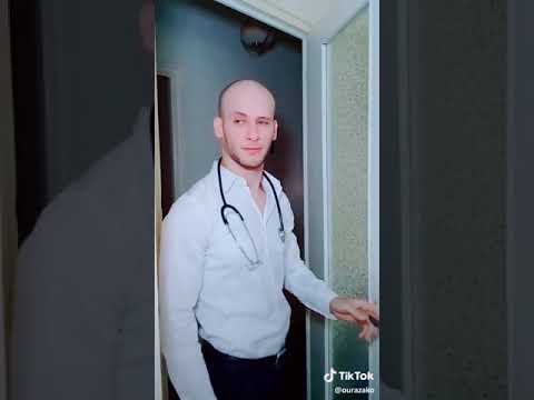 امرأة دقيوس جات عند جوني طبيب