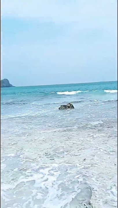 Pantai Pasir putih di pulau sangiang #shortvideo #pesonaindonesia #story #tiktok