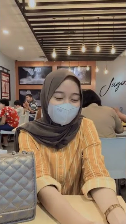MAKAN DI RESTORAN BARENG PACAR | HALU STORY #shorts  #storyhalu #storyig #storywa