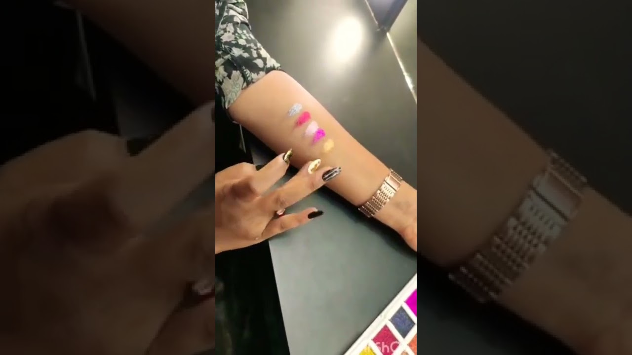 affordable glitter palette ✨  product name  - pigment play