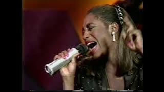 Regina Belle Live in Concert (1990)