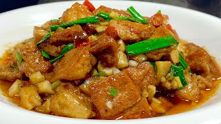 Fivespice tofu is the most delicious method. It is rich in spices and easy to m