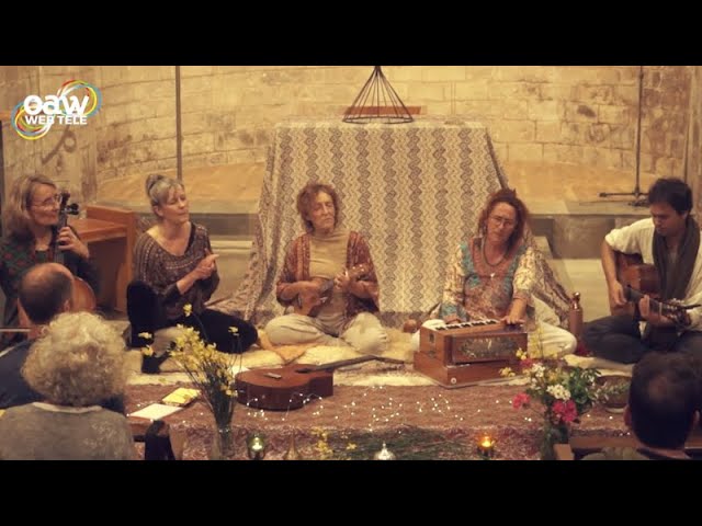 MamaOm, o cuando los mantras se encuentran con la música mediterránea...